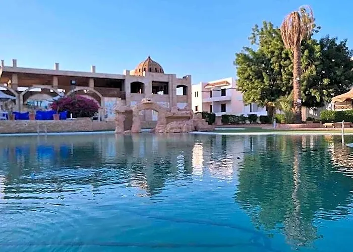 One-bedroom With Pool View